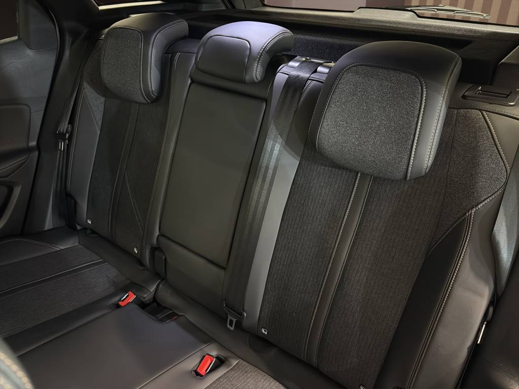 PEUGEOT 3008 1.5 BlueHDi GT Line EAT-image-7