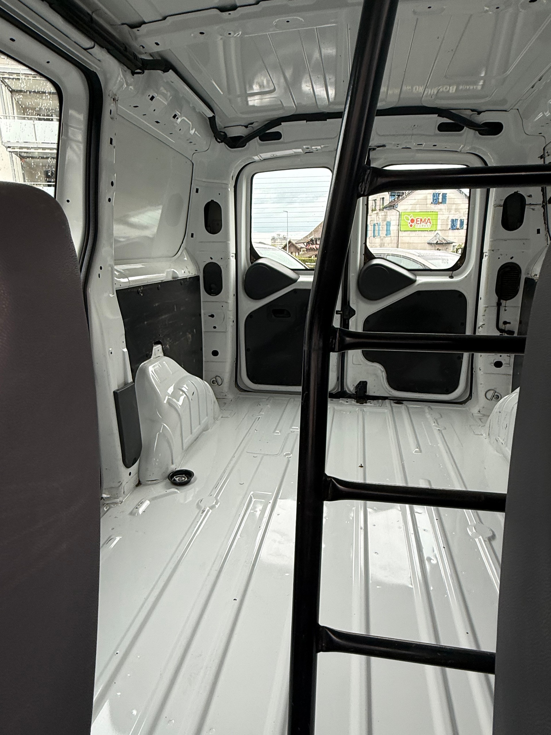 CITROEN Jumpy 2.0 HDi 12 L2H1-image-4