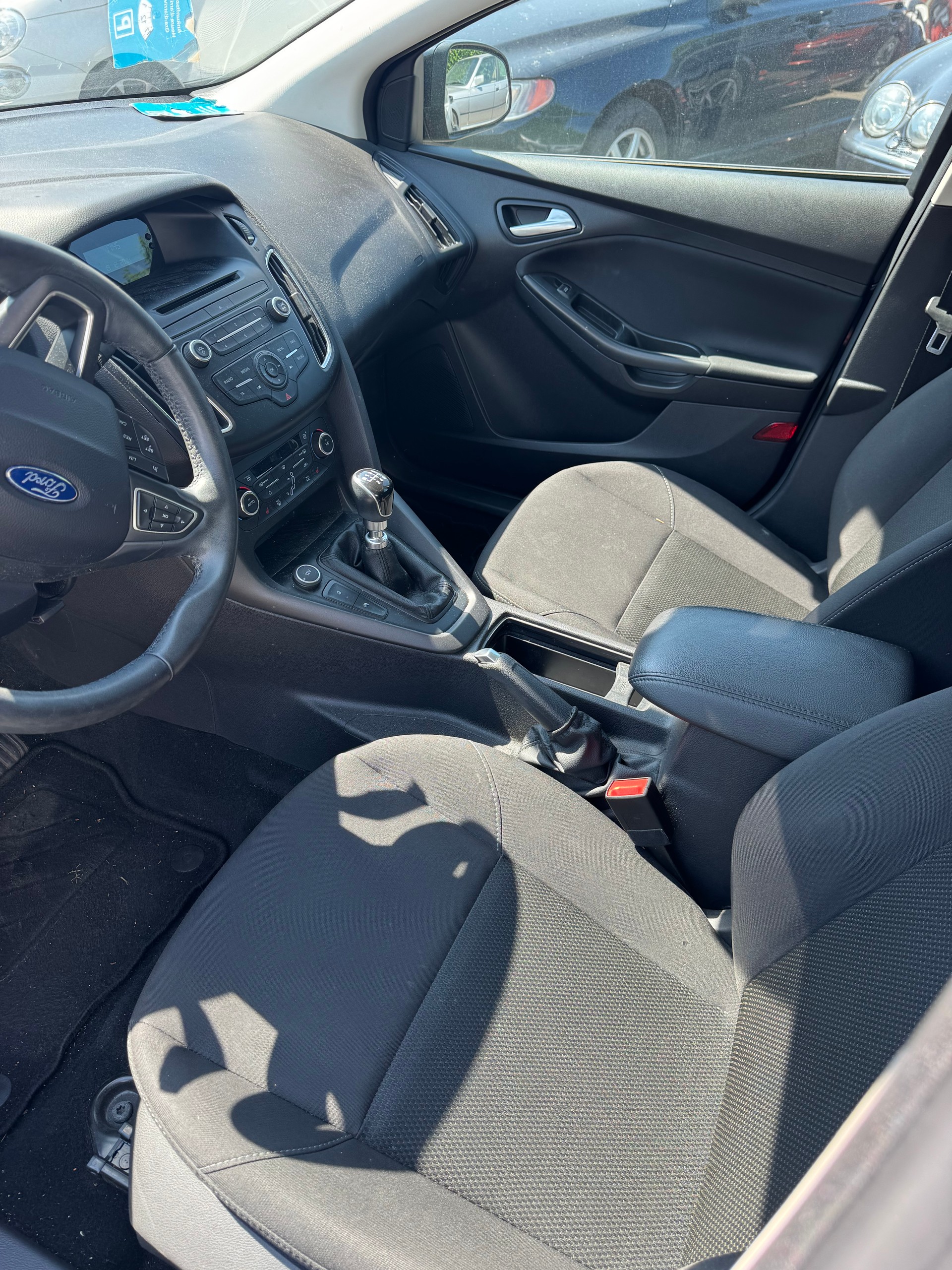 FORD Focus 1.5 SCTi Titanium-image-5