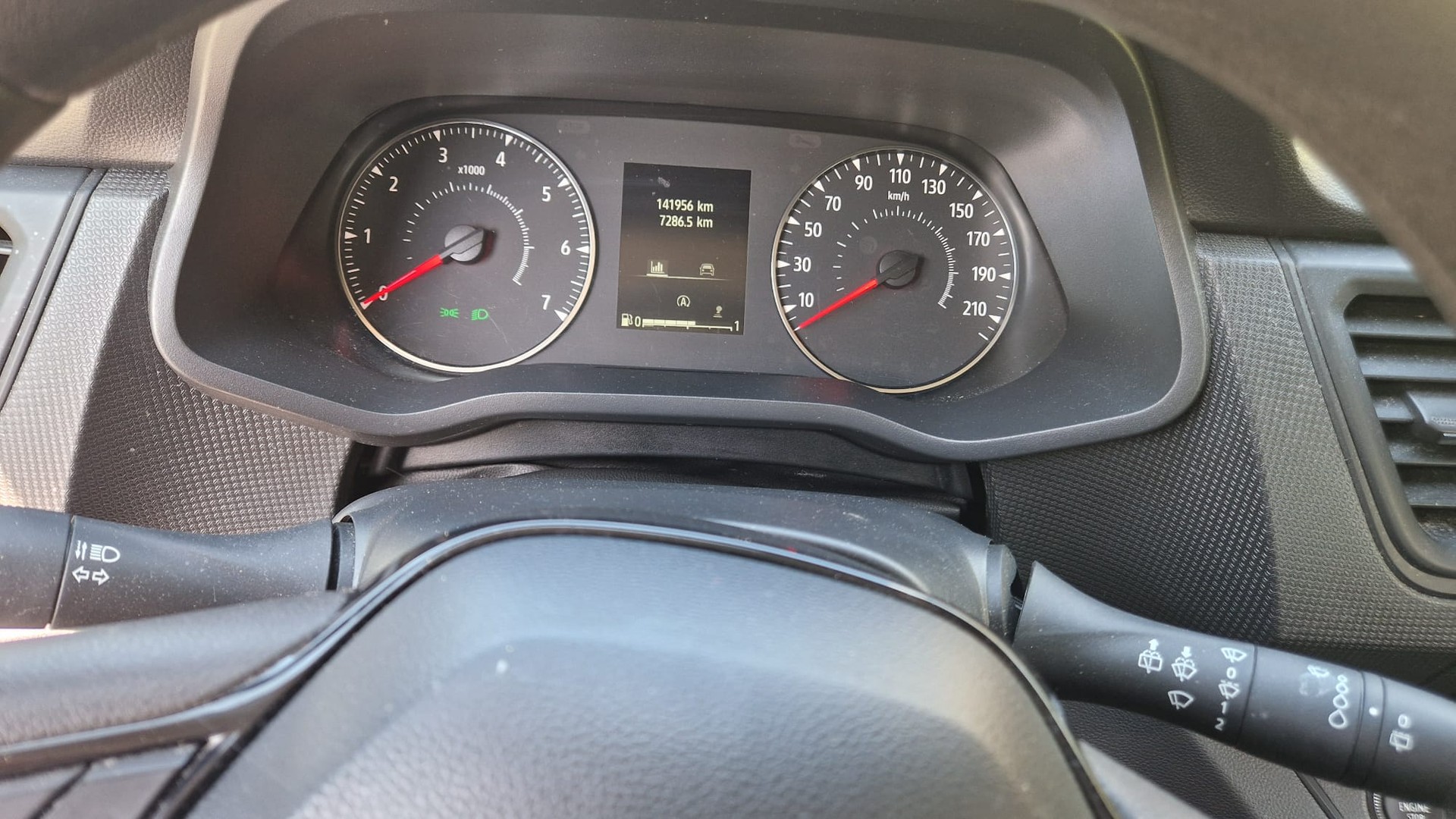 RENAULT Trafic Blue dCi 110 Passenger Equilibre-image-11