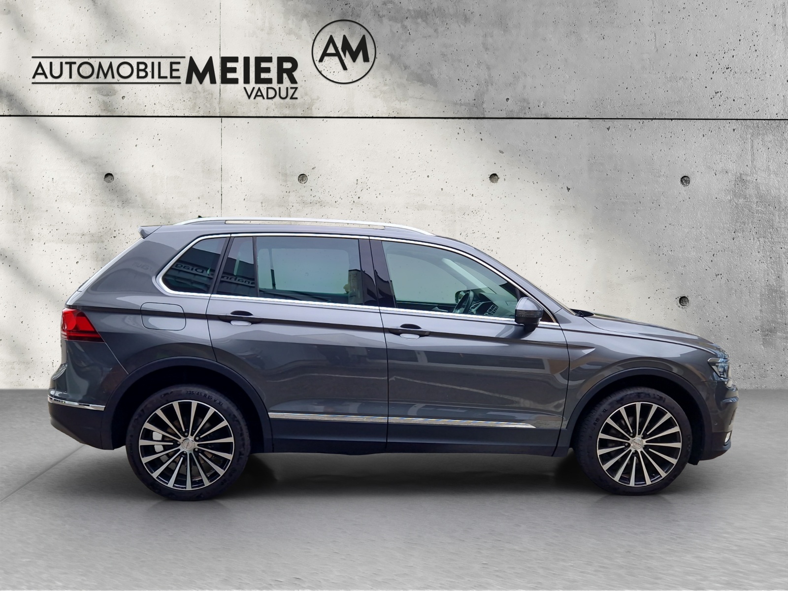 VW Tiguan 2.0 TDI SCR Highline DSG-image-14