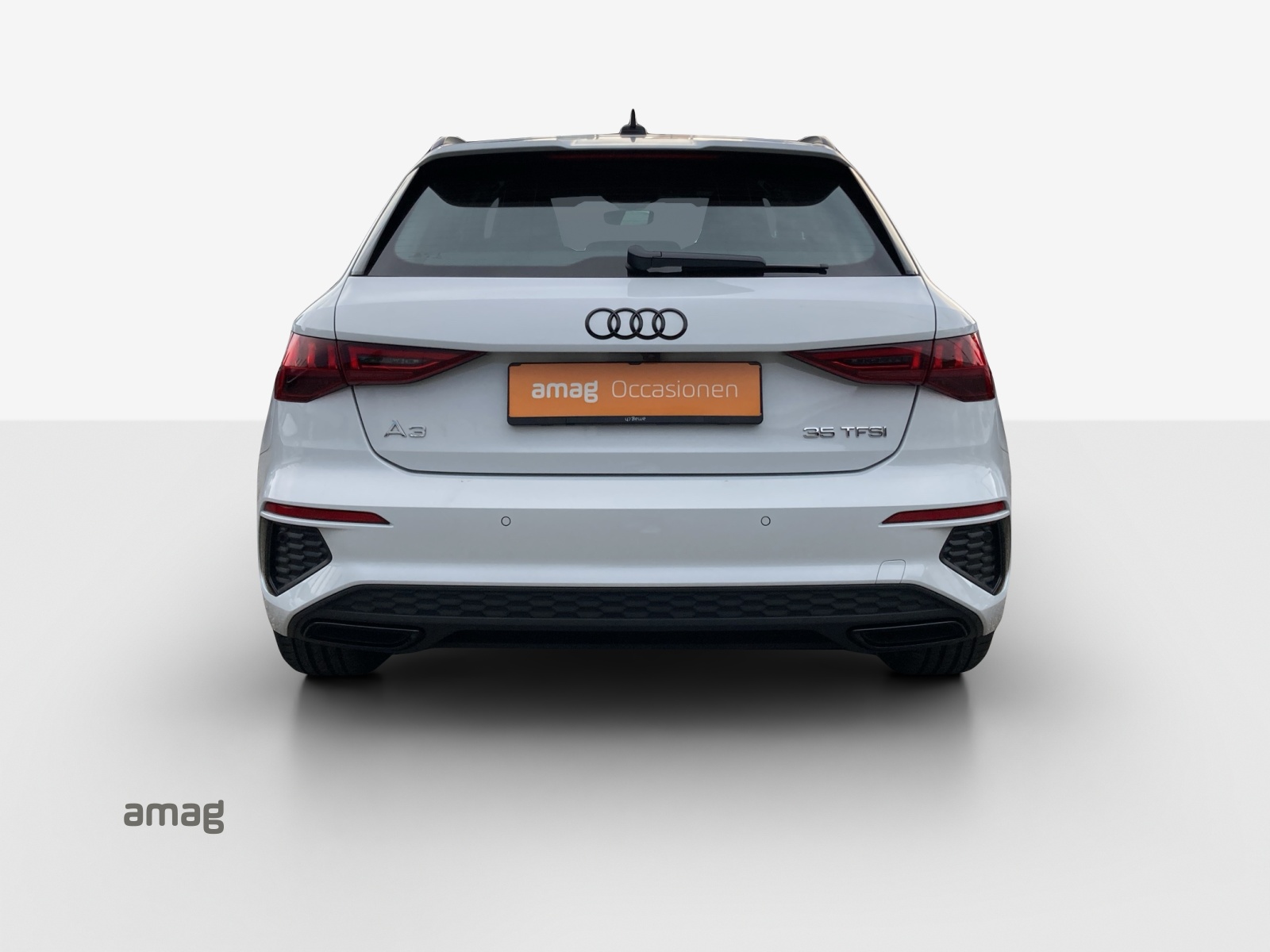 AUDI A3 Sportback 35 TFSI S line Attraction S-tronic-showroom-element-3