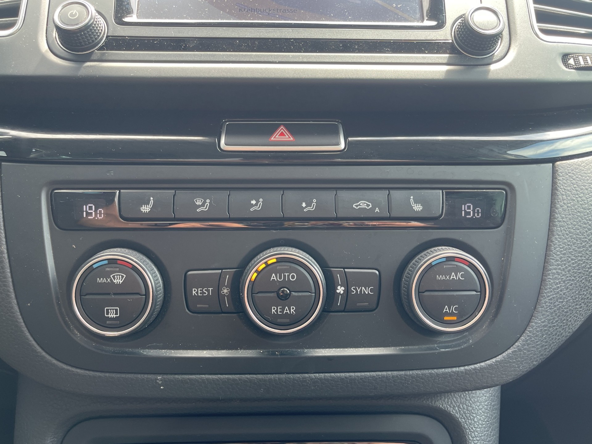 SEAT Alhambra 2.0 TDI 7 Plätzer-image-35