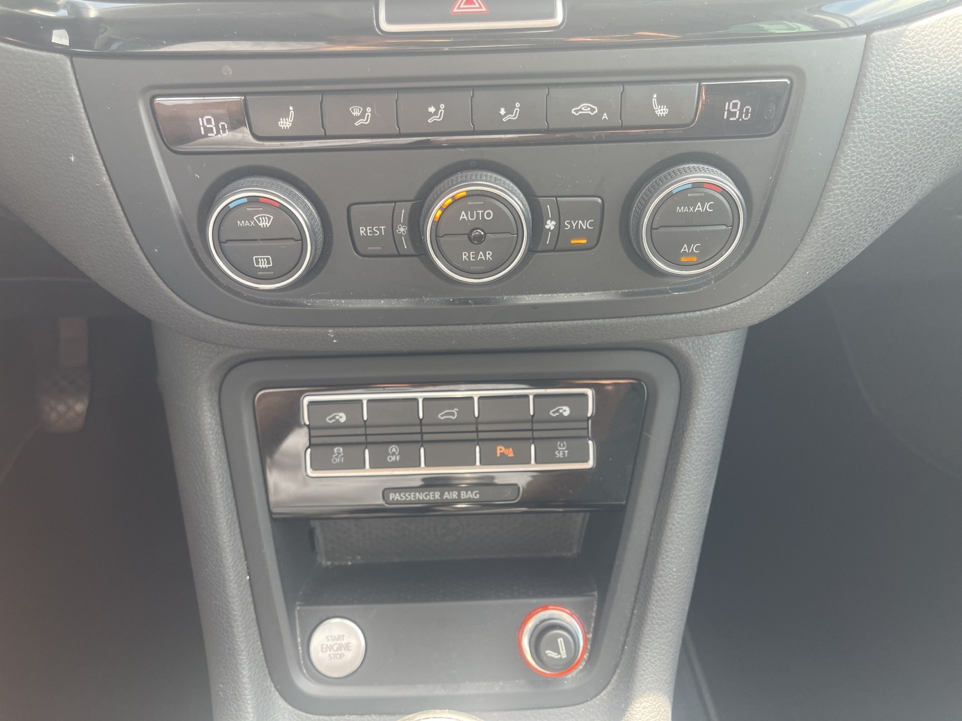 SEAT Alhambra 2.0 TDI 7 Plätzer-image-13