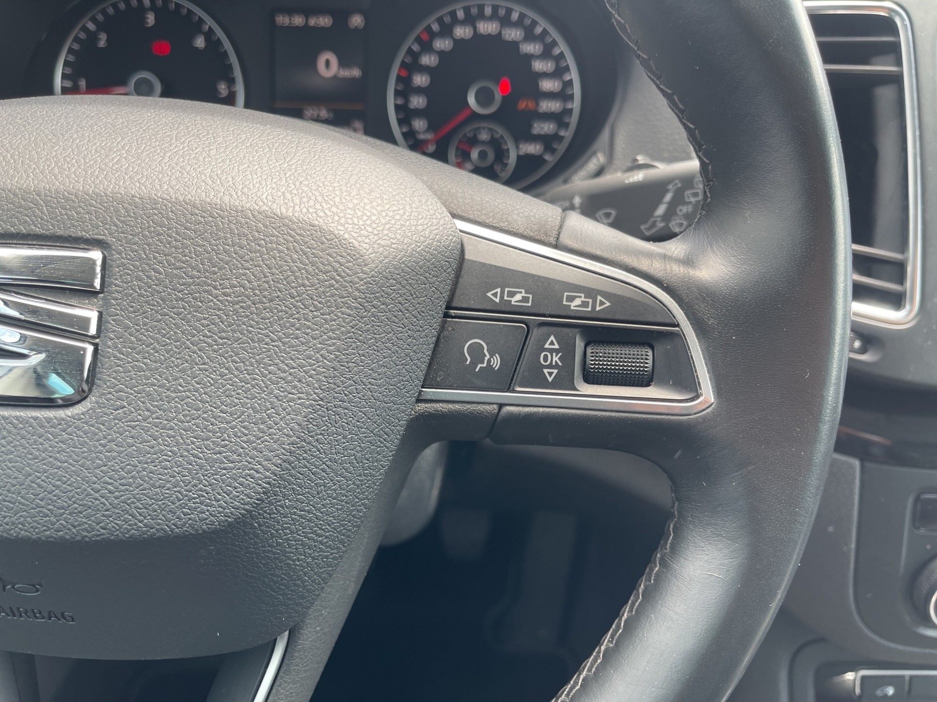 SEAT Alhambra 2.0 TDI 7 Plätzer-image-31