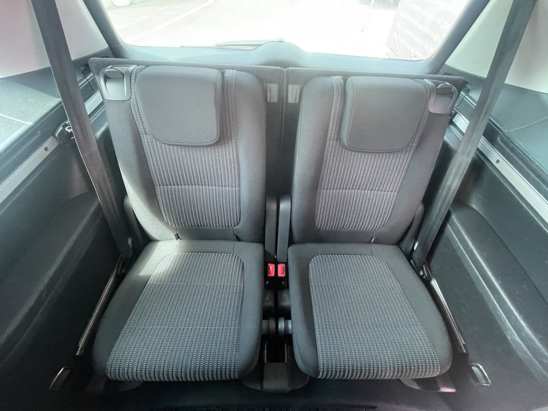 SEAT Alhambra 2.0 TDI 7 Plätzer-image-37
