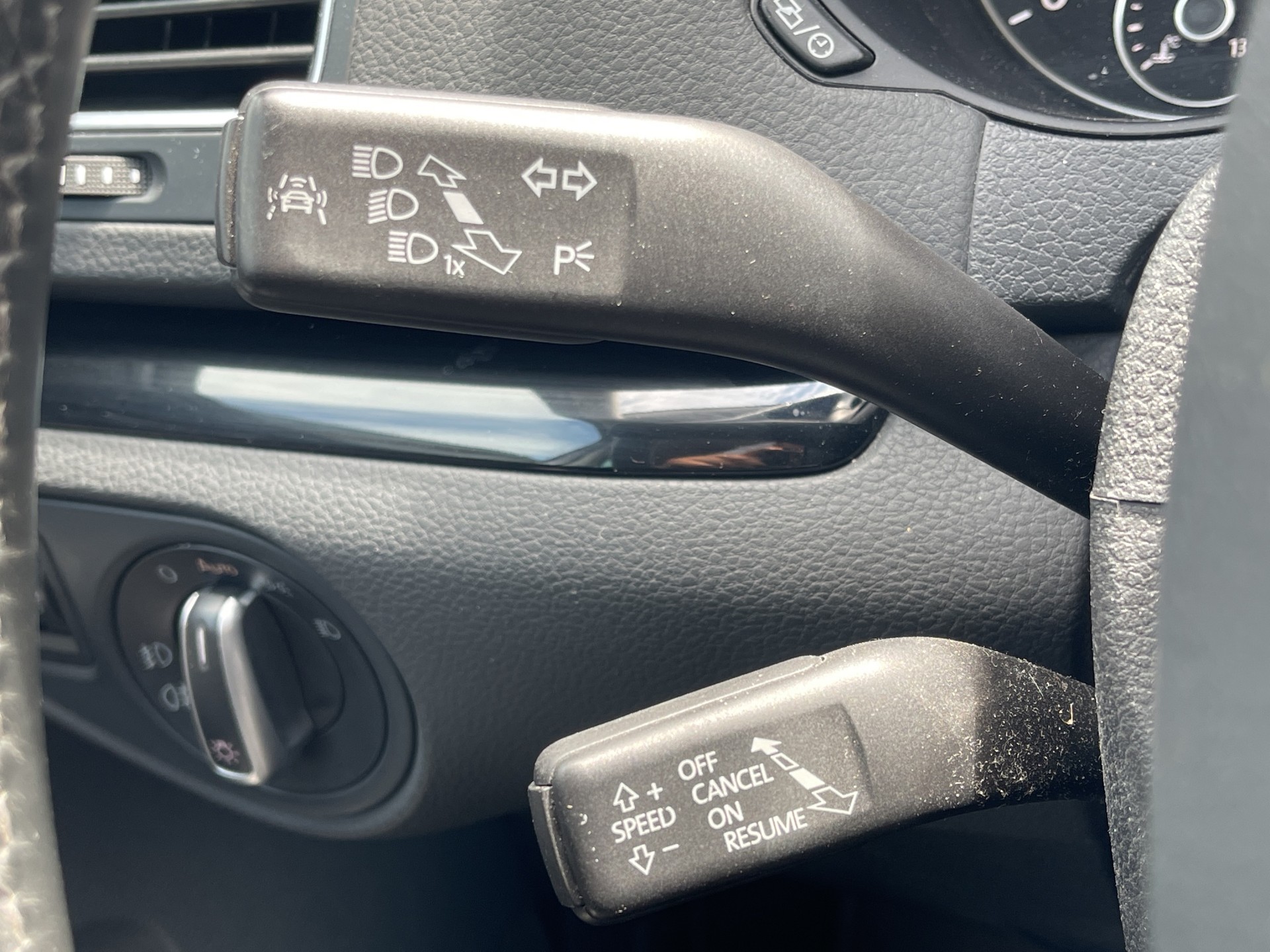 SEAT Alhambra 2.0 TDI 7 Plätzer-image-33