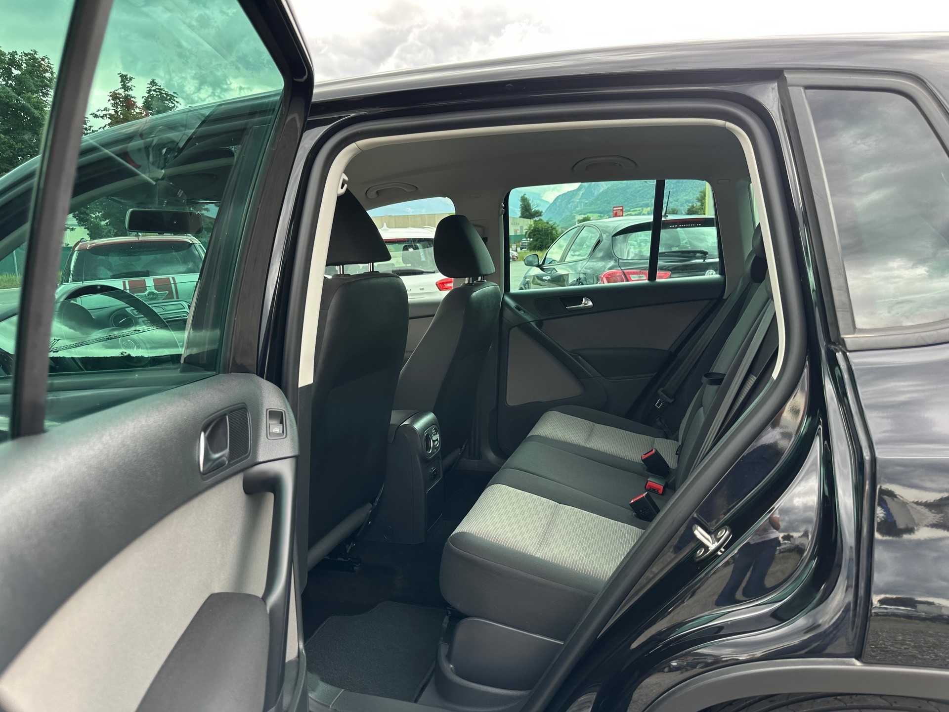 VW Tiguan 1.4 TSI BlueMotion Trend&Fun 4x2-image-14