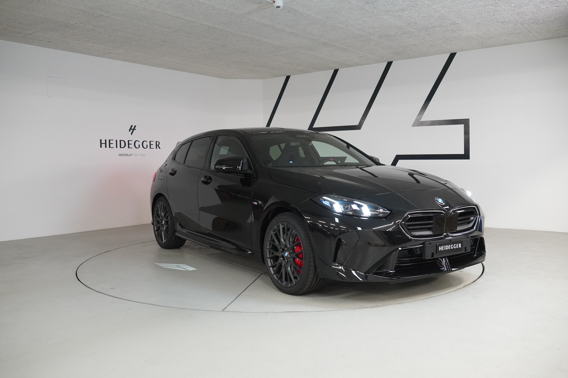 BMW M135 xDrive M Sport Pro-image-2