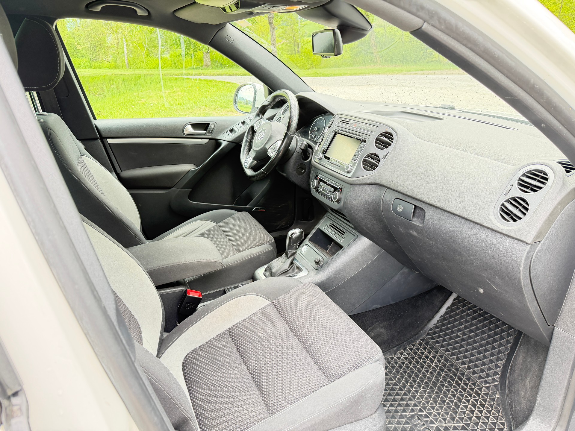 VW R Line-image-4
