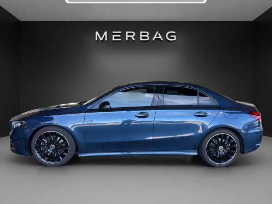 MERCEDES-BENZ A 250 AMG Line-image-1
