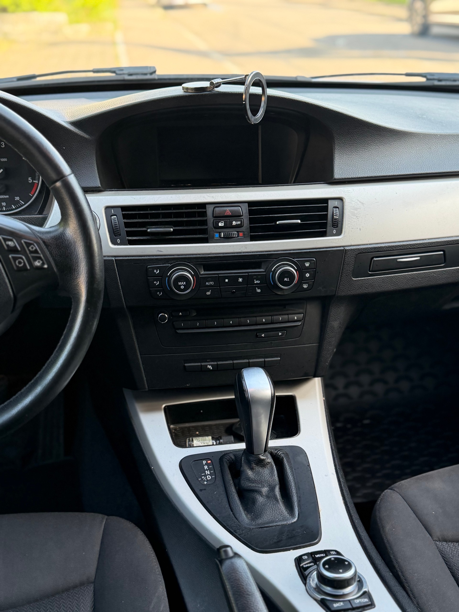 BMW 320d Touring Steptronic-image-5