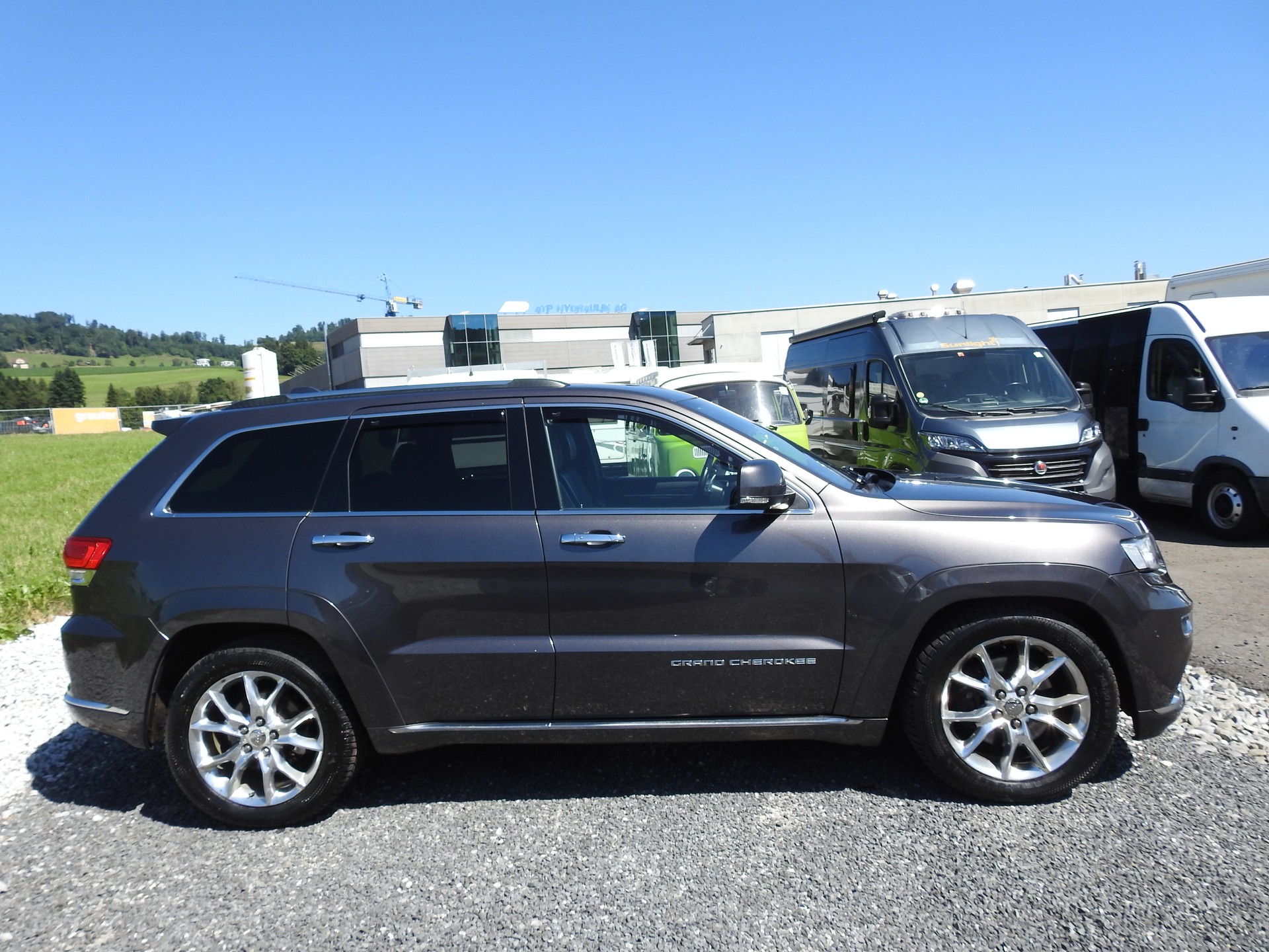 JEEP Grand Cherokee 3.0 CRD Summit Automatic-image-6