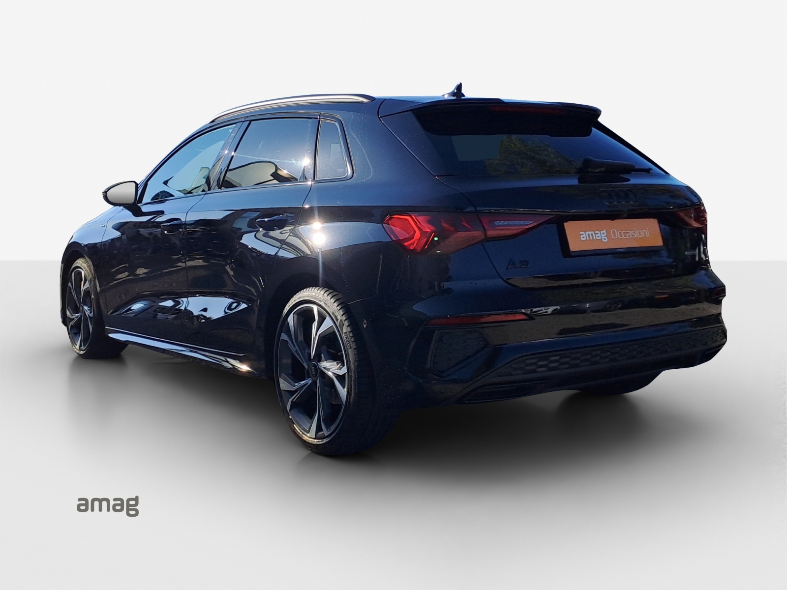 AUDI A3 Sportback 40 TFSI S line quattro S-tronic-showroom-element-2