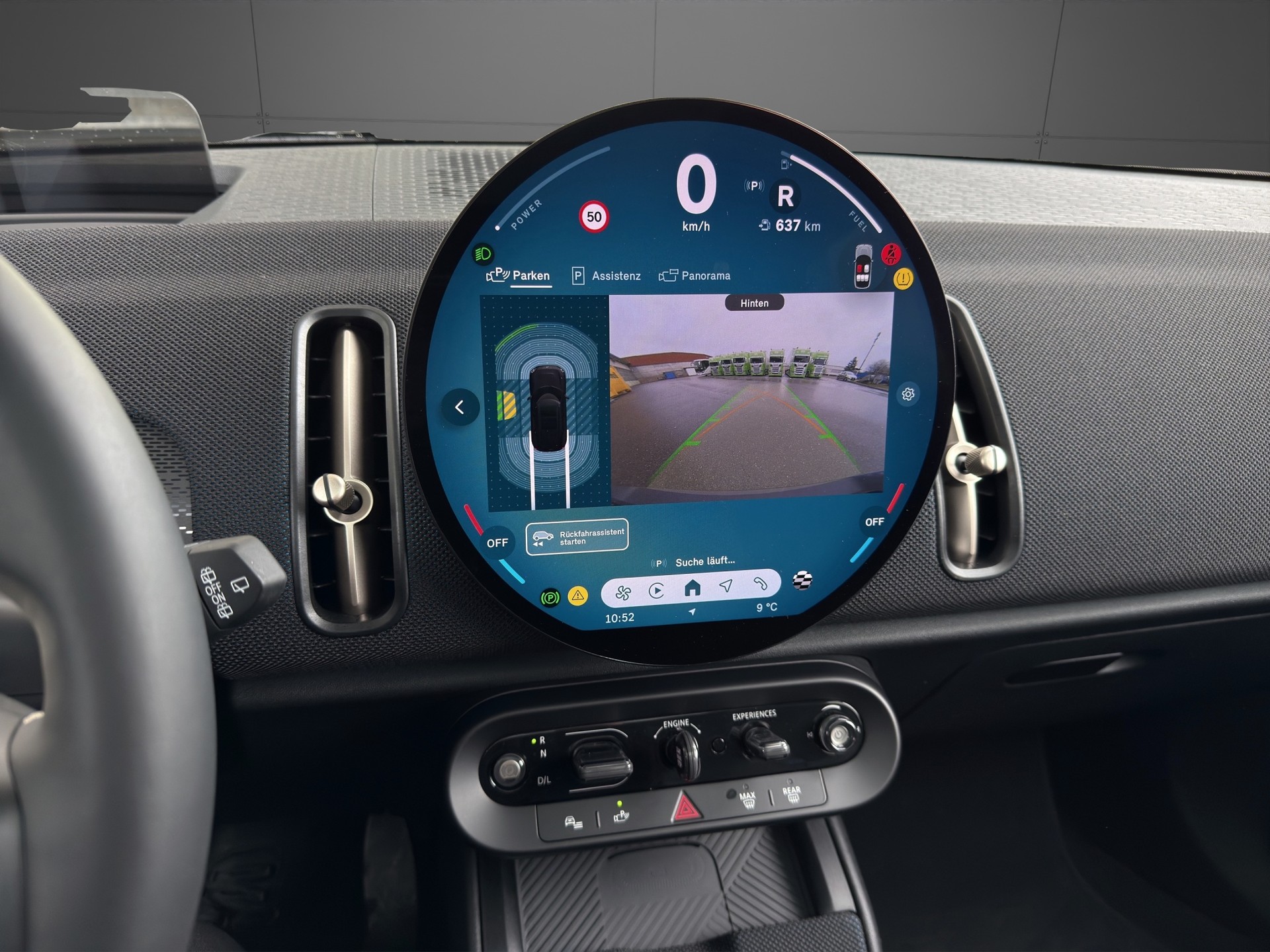 MINI Countryman C-image-13