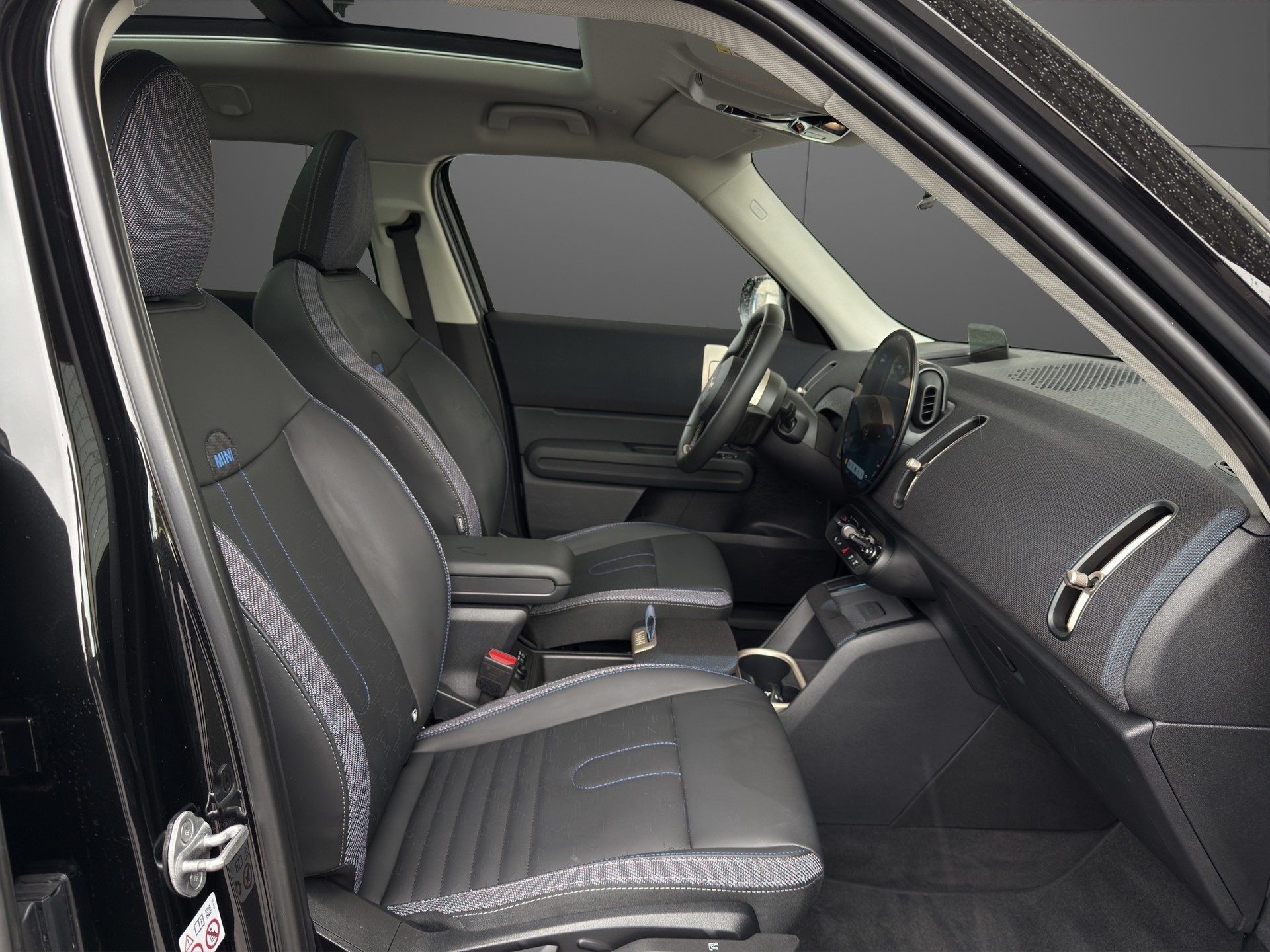 MINI Countryman C-image-10