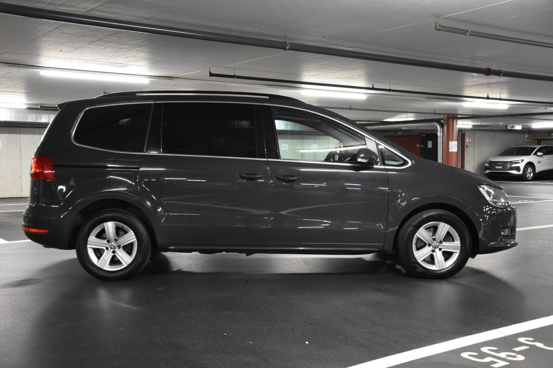 VW Sharan 2.0 TDI BlueMotion Technology Comfortline-image-8