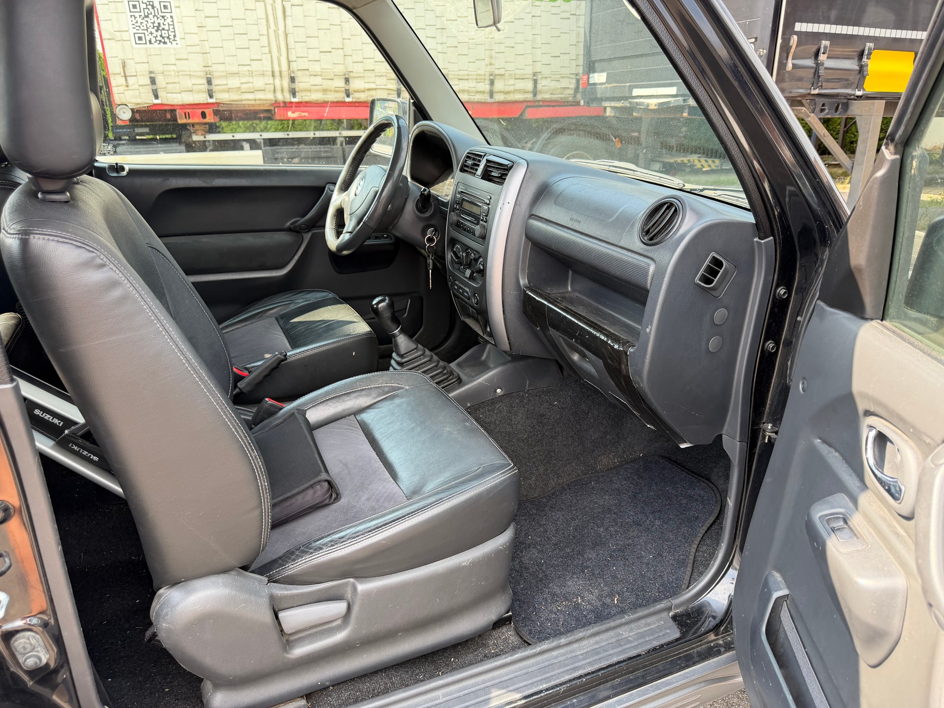 SUZUKI Jimny 1.3 16V GL Top-image-8