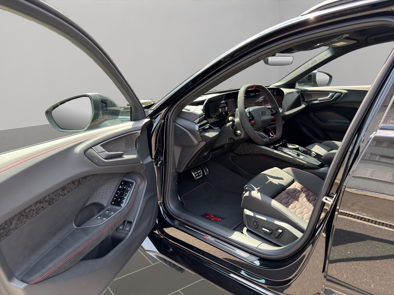 AUDI RS 5 Avant TFSI 470 kW Tiptronic quattro-image-6