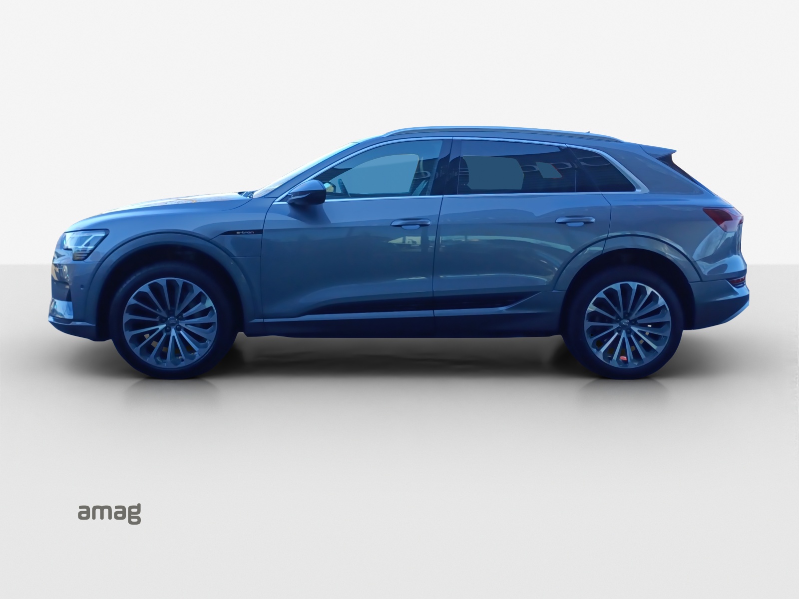 AUDI e-tron 55 Advanced quattro-image-1
