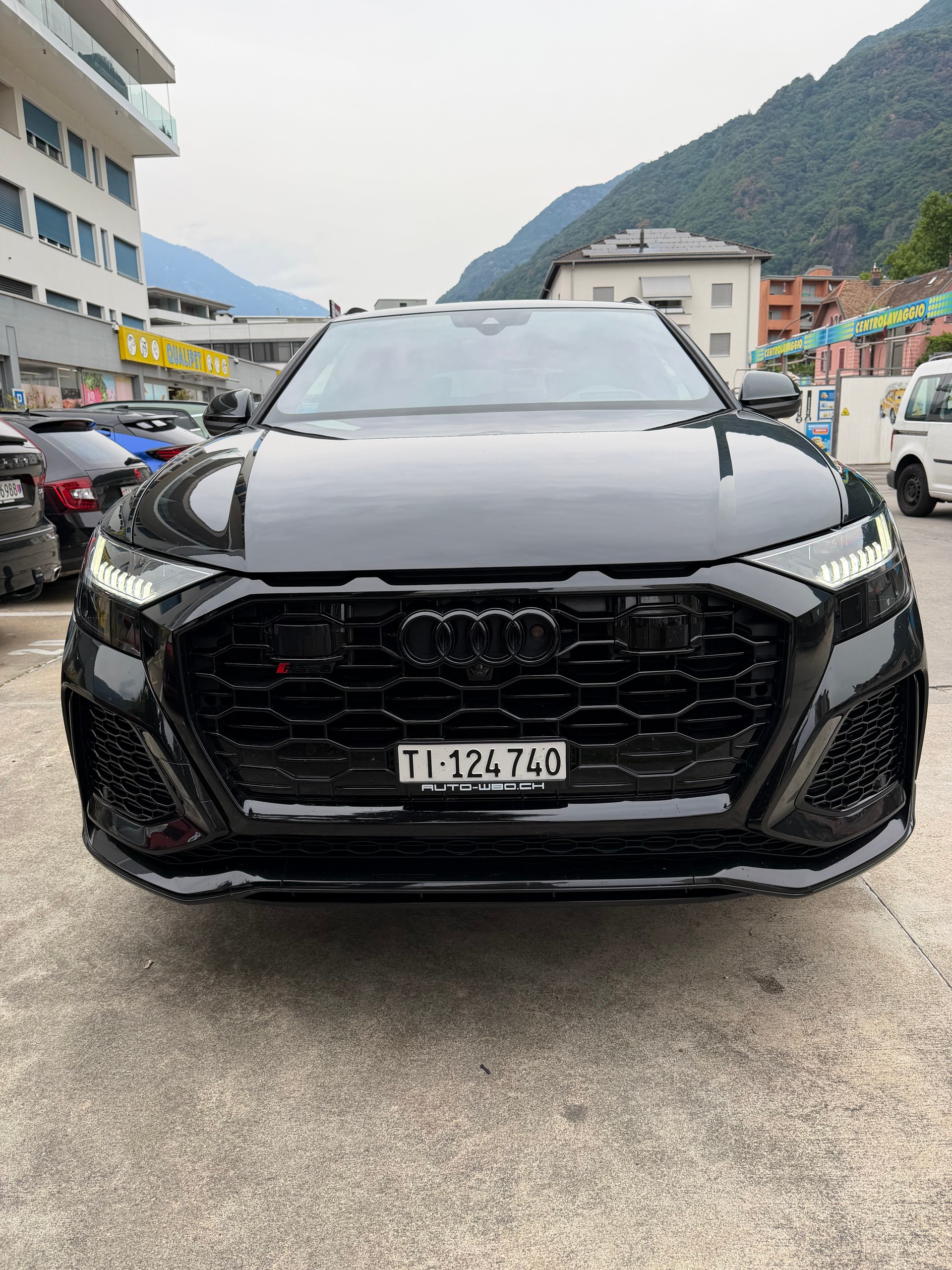 AUDI RSQ8 4.0 V8 TFSI quattro T-Tronic-image-0