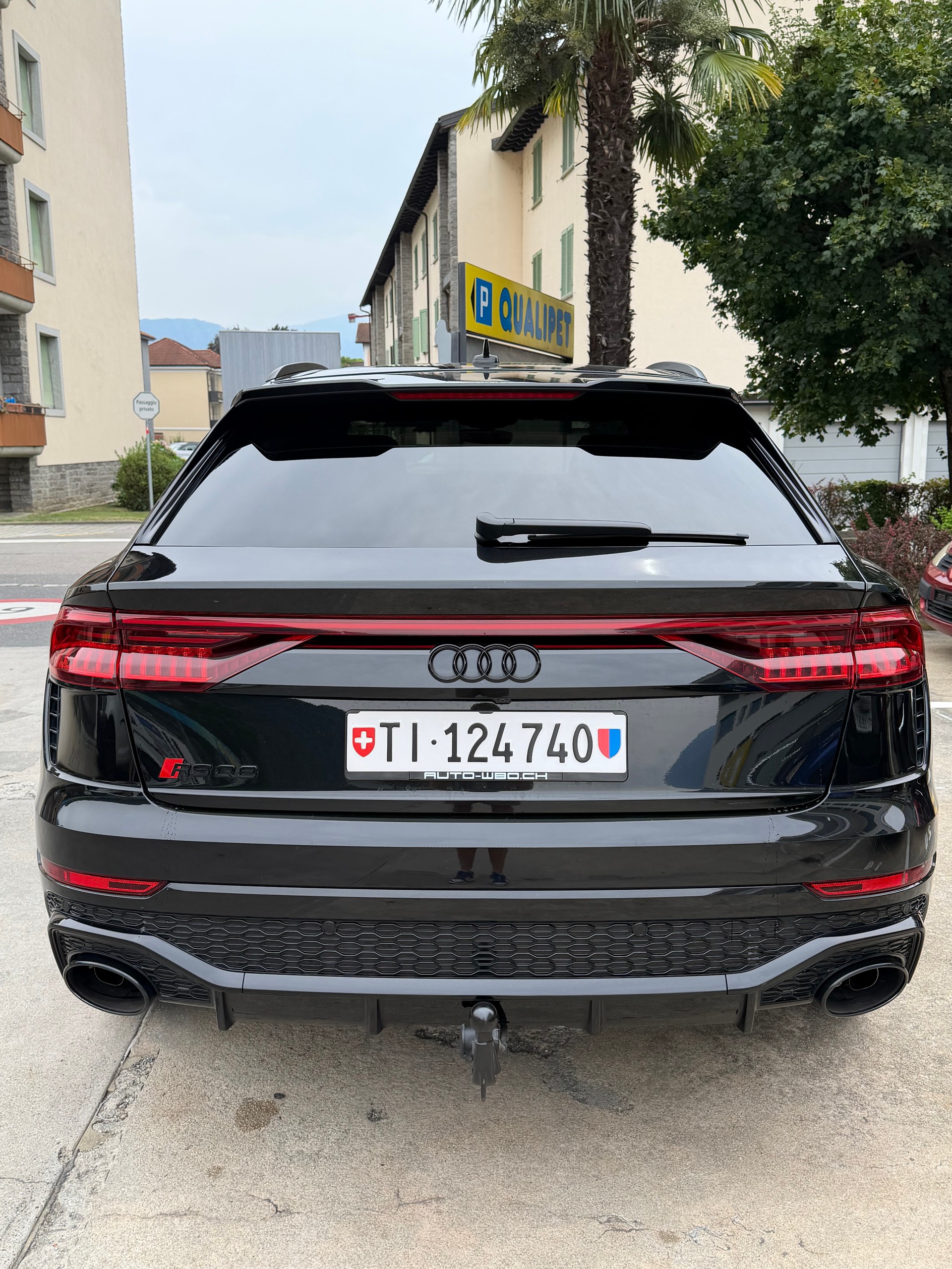 AUDI RSQ8 4.0 V8 TFSI quattro T-Tronic-image-1