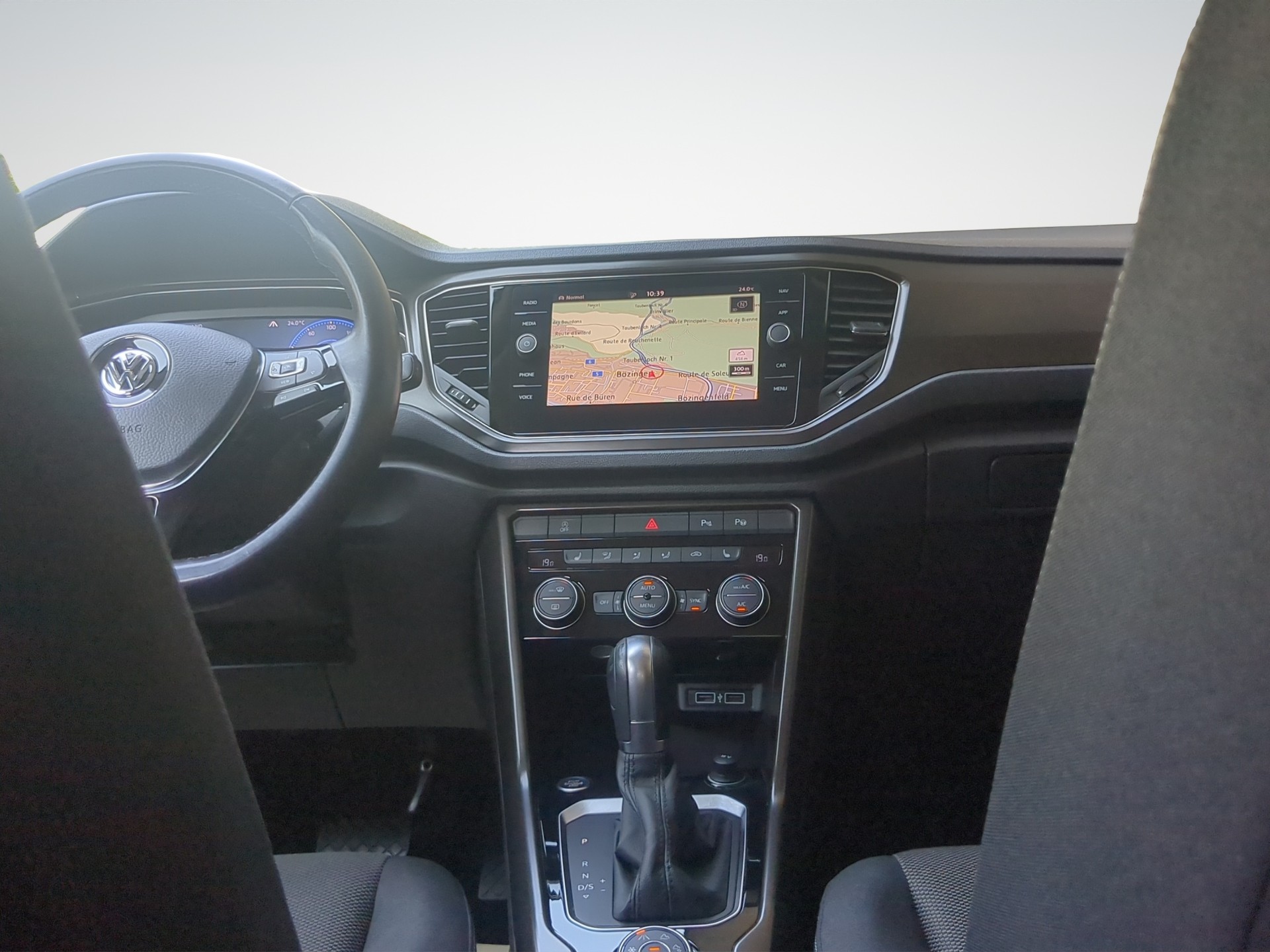 VW T-Roc 2.0 TSI Advance DSG 4Motion-image-9
