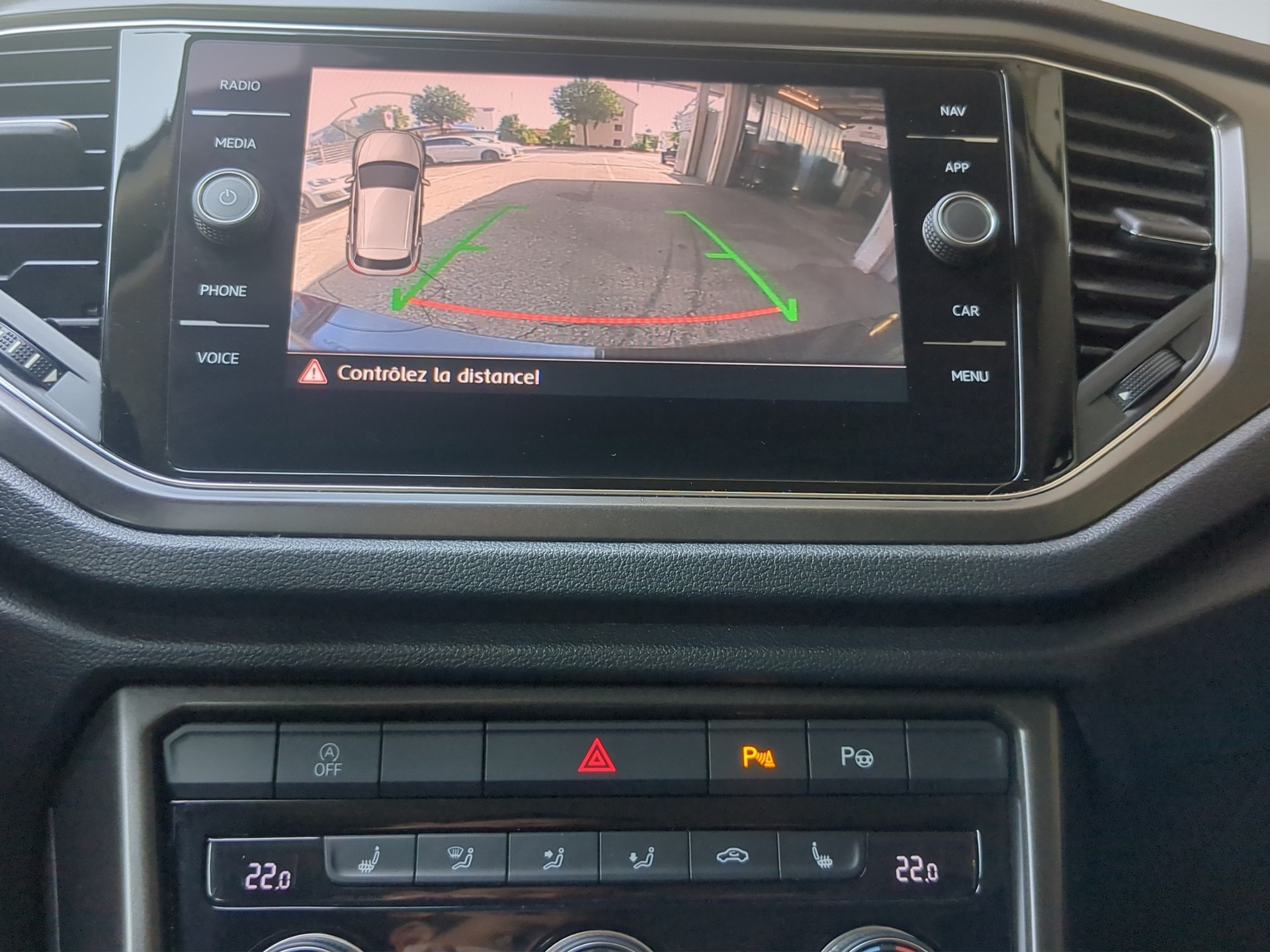 VW T-Roc 2.0 TSI Advance DSG 4Motion-image-11