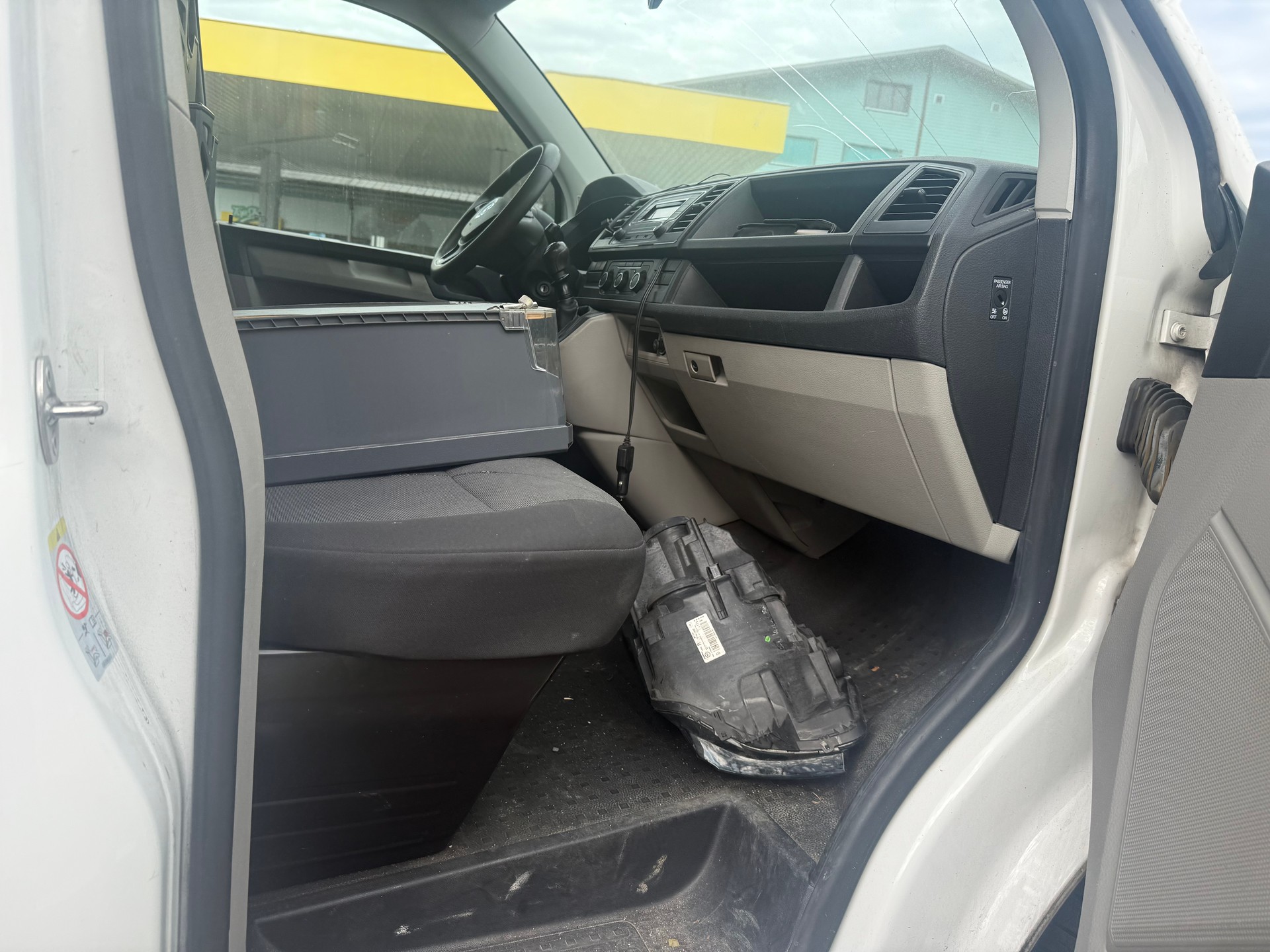 VW T6 2.0 TDI-image-4