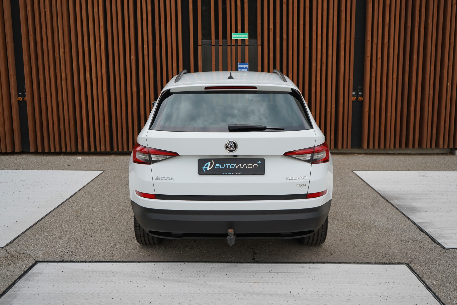 SKODA KODIAQ 2.0 TDI CR STYLE 4x4 DSG l 190 PS-image-14