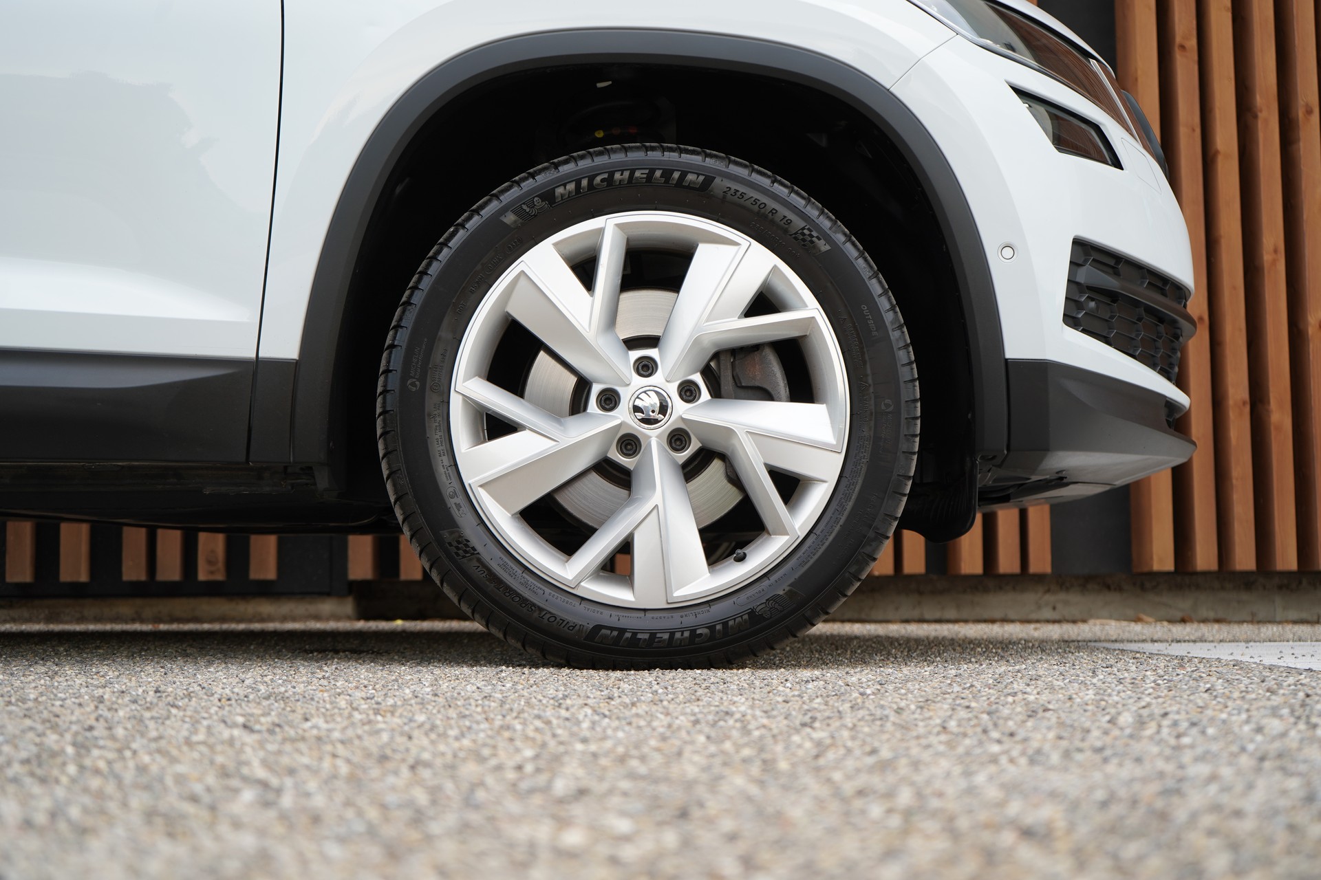 SKODA KODIAQ 2.0 TDI CR STYLE 4x4 DSG l 190 PS-image-16