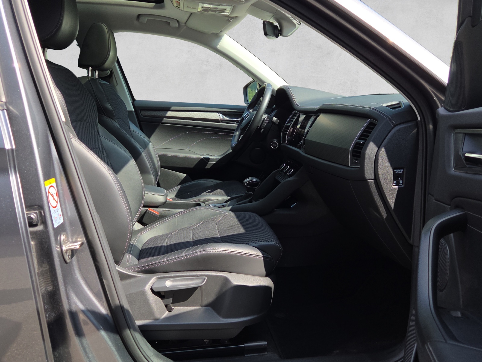SKODA Kodiaq 2.0 TSI 4x4 Style-image-12