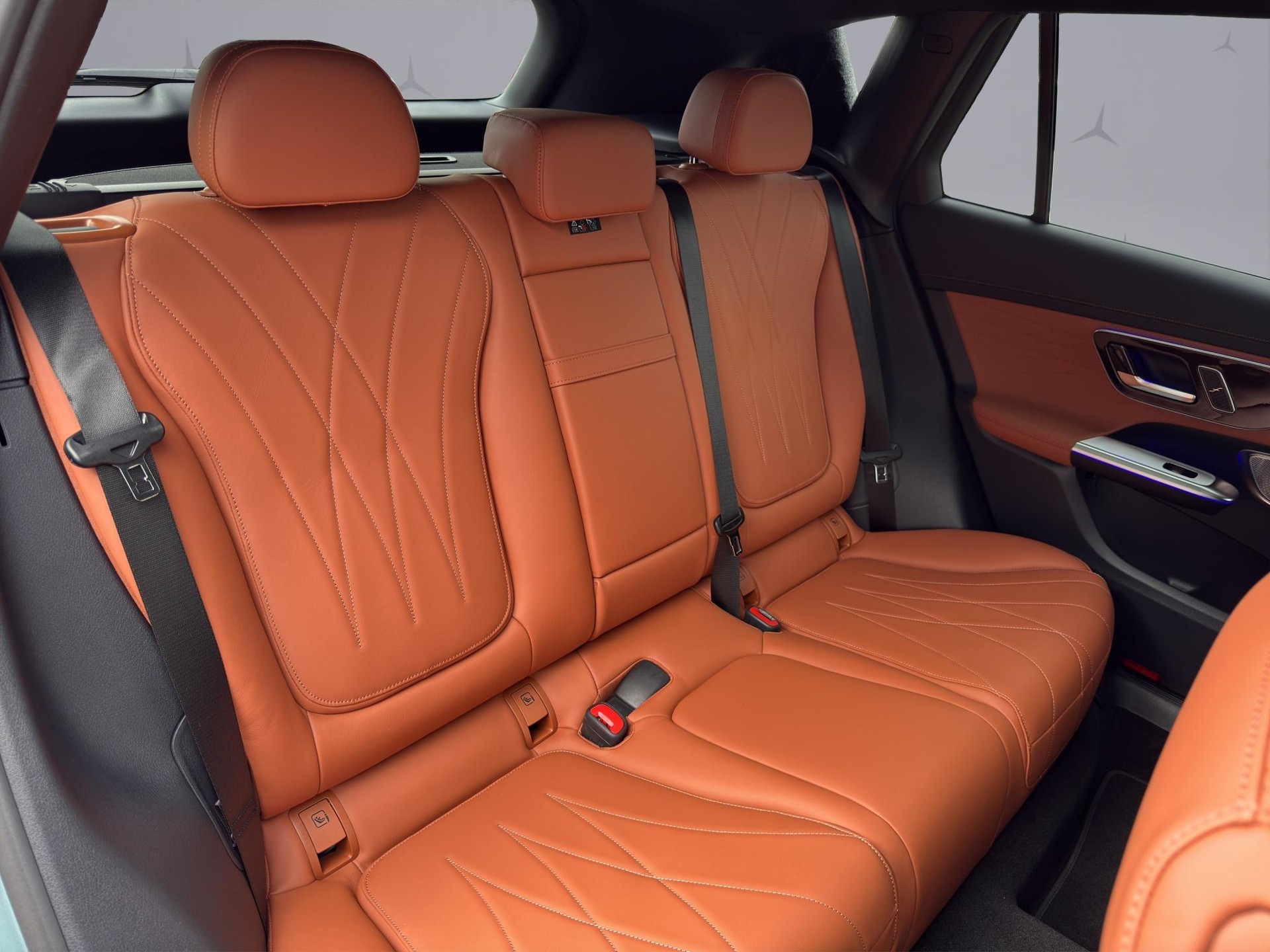 MERCEDES-BENZ GLC 43 AMG Executive Edition 4matic-image-13