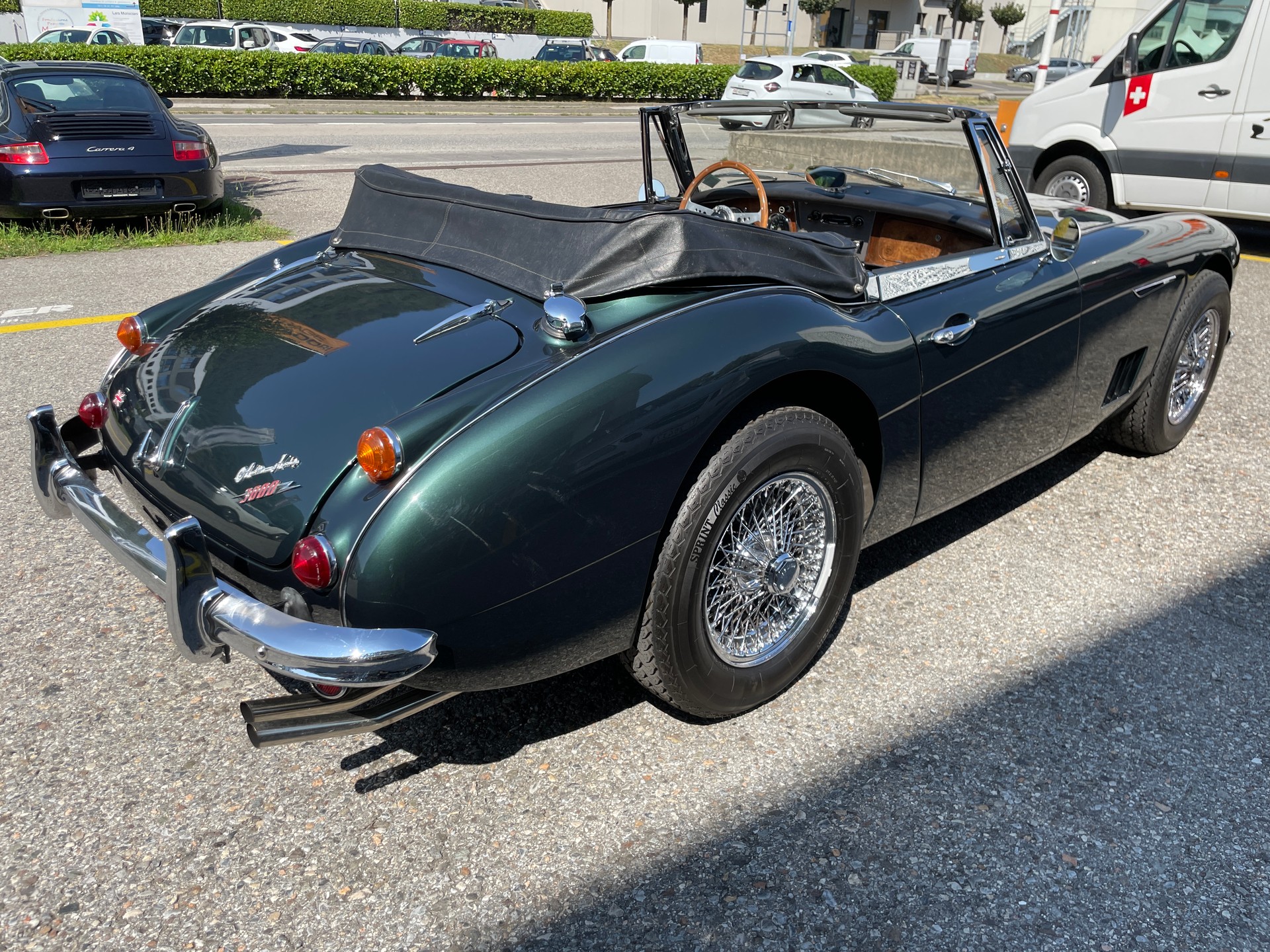 AUSTIN-HEALEY 3000 MK III BJ8-image-1