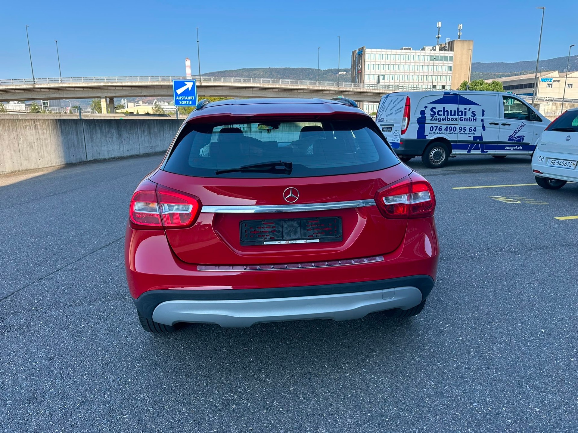 MERCEDES-BENZ GLA 250 Style-image-2