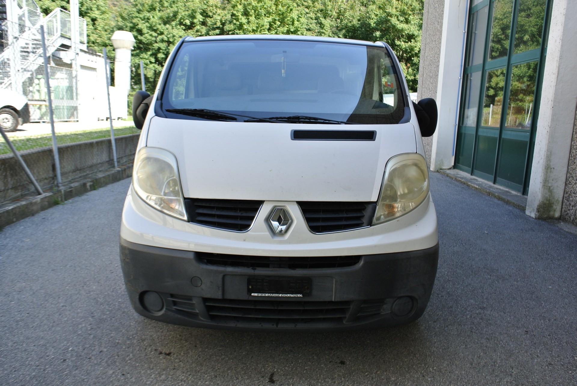 RENAULT Trafic 2.0 dCi 115 2.9t L2H1-image-12