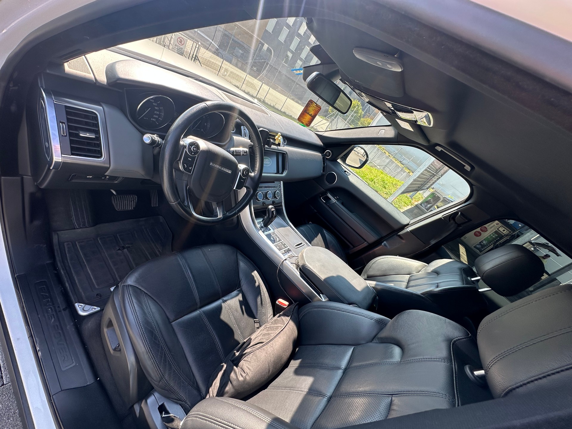 LAND ROVER 3.0 TDV6 SE-image-5