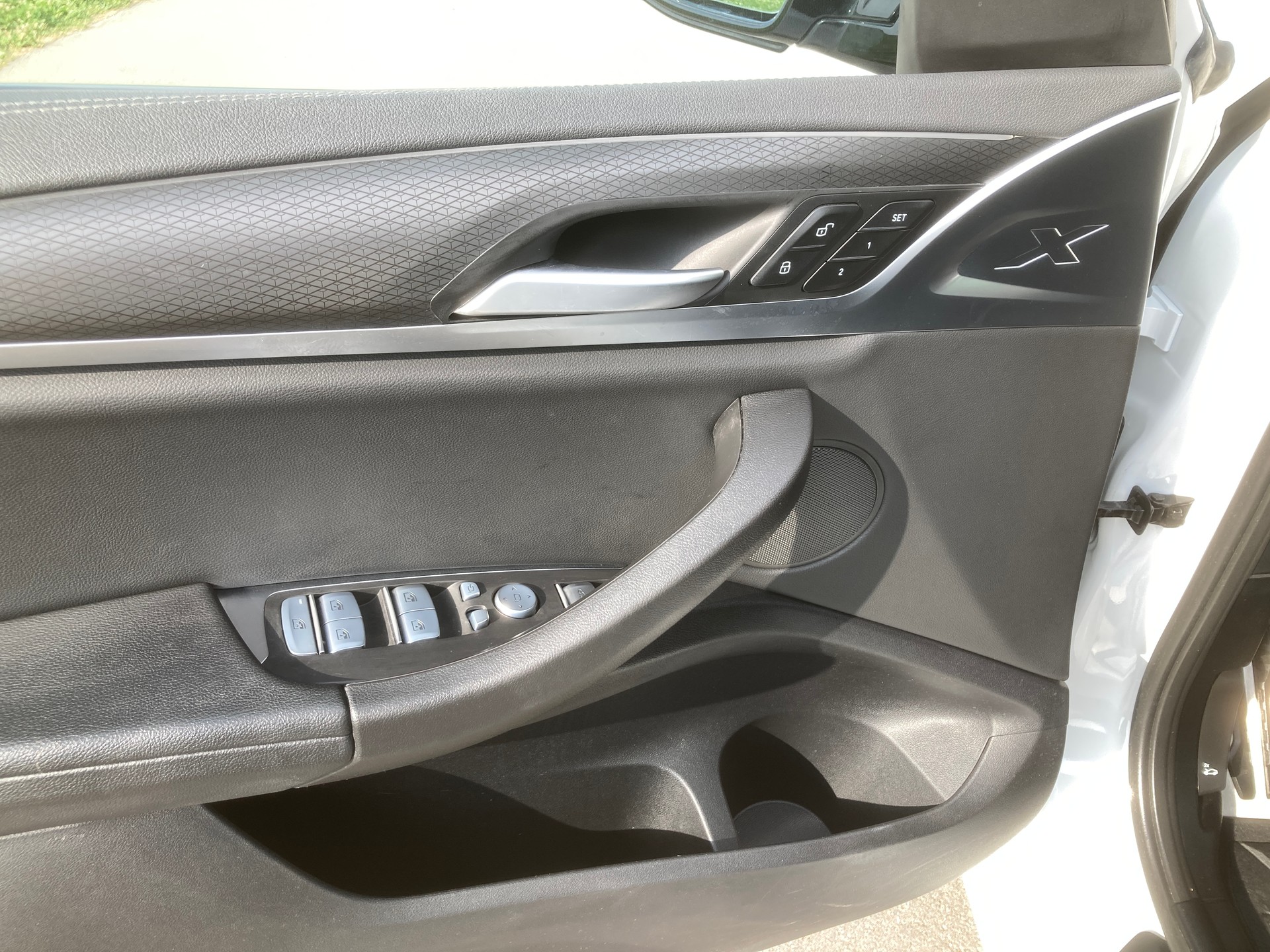 BMW iX3 Inspiring-image-9