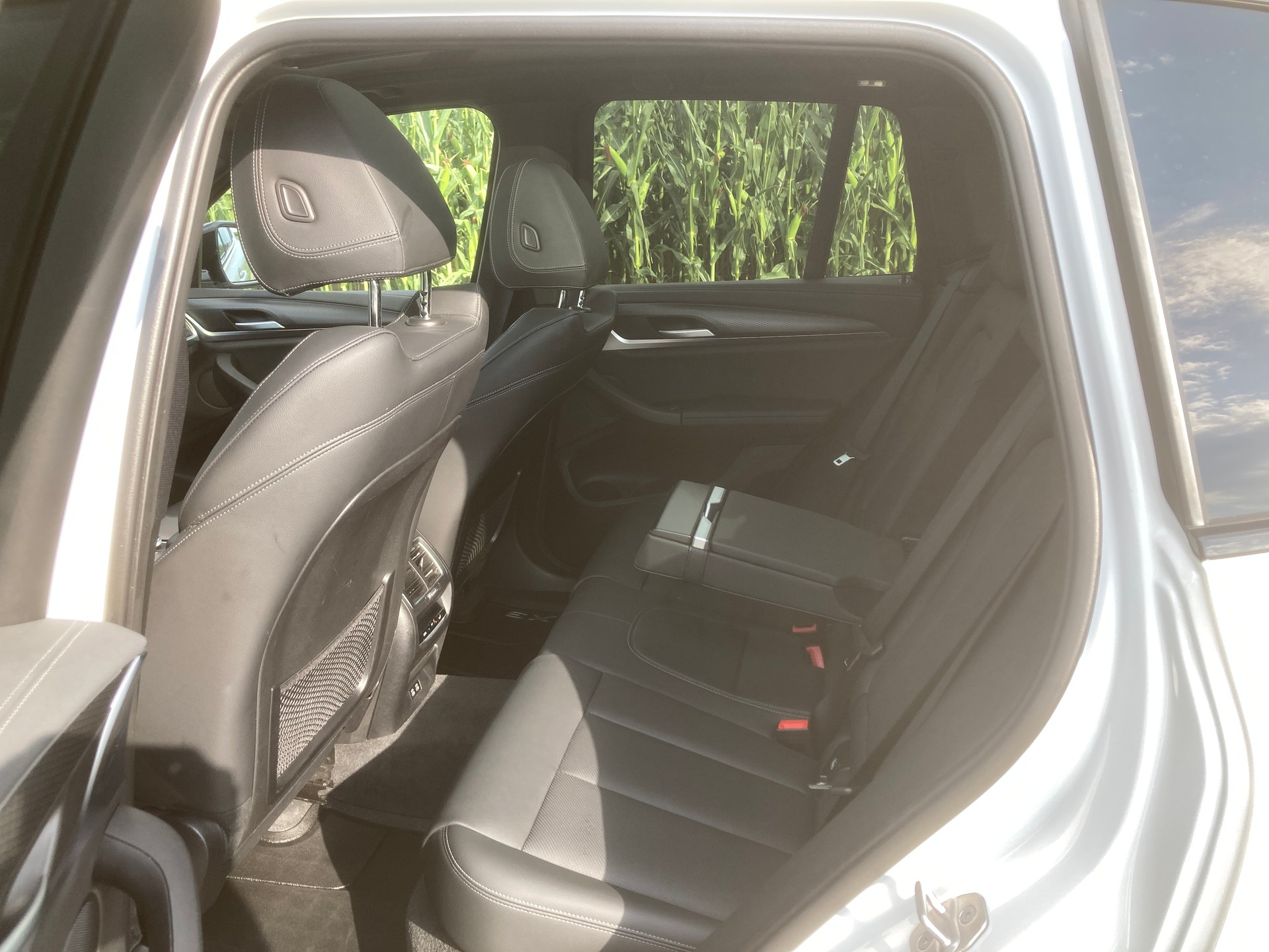 BMW iX3 Inspiring-image-7