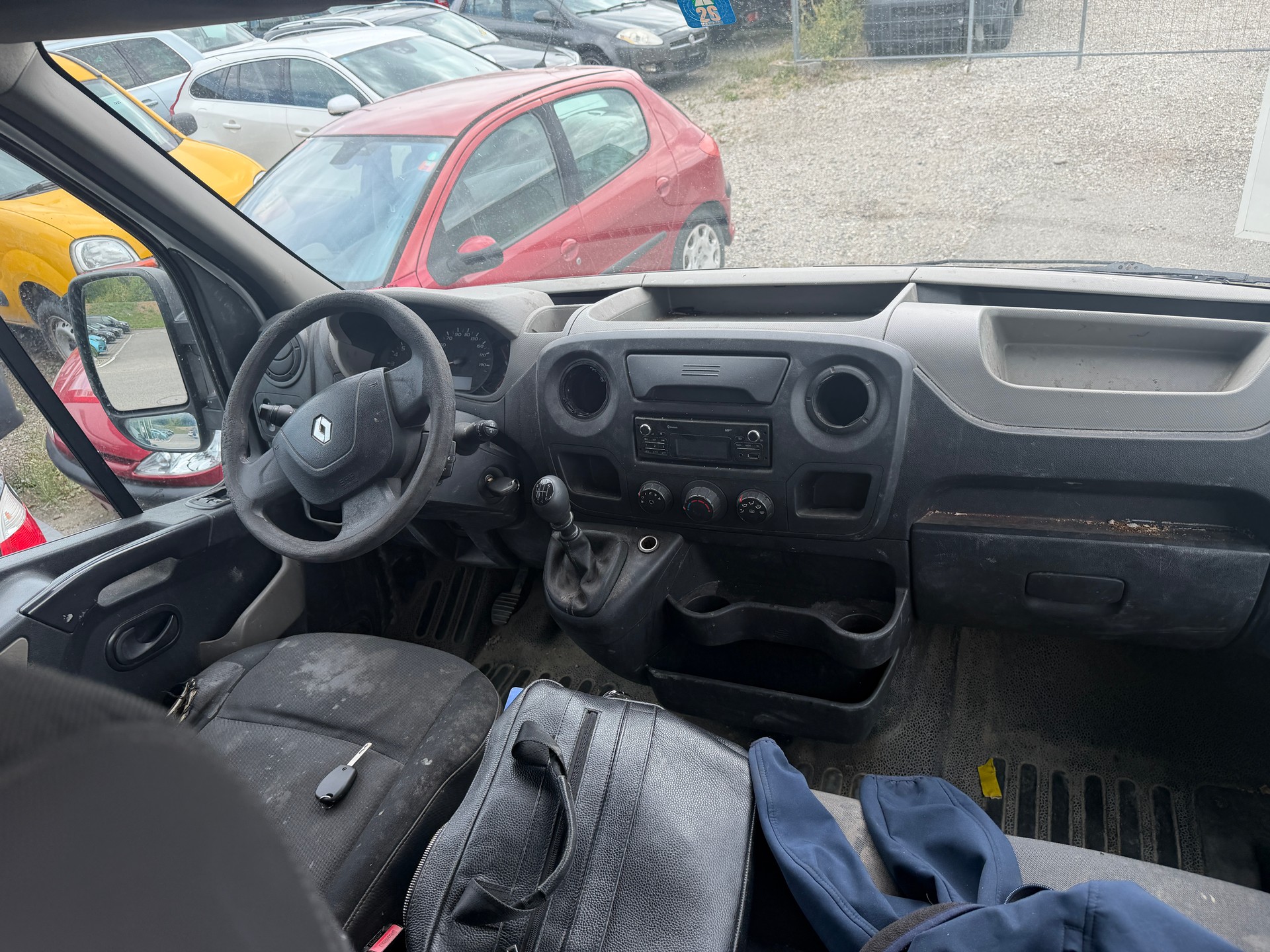 RENAULT Master T35 2.3dCi L2H2-image-4