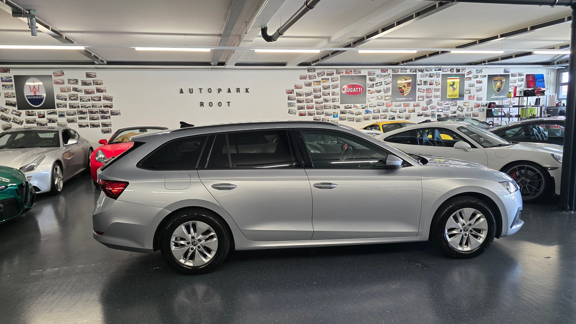 SKODA Octavia Combi 2.0 TDI DSG Ambition 4x4-image-5