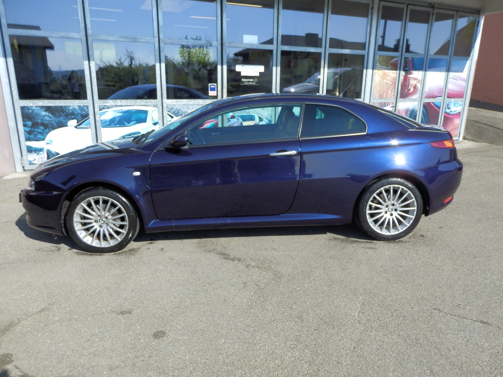 ALFA ROMEO GT 2.0 JTS Distinctive SLSPD-image-0