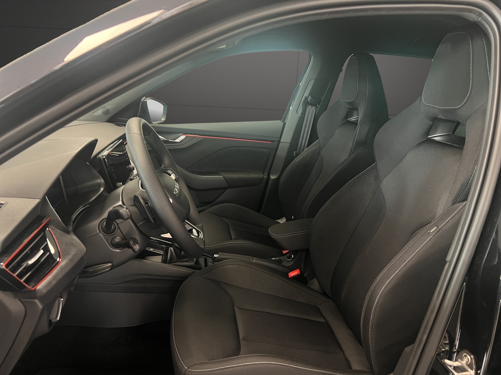 SKODA Kamiq 1.0 TSI Dynamic DSG-image-5