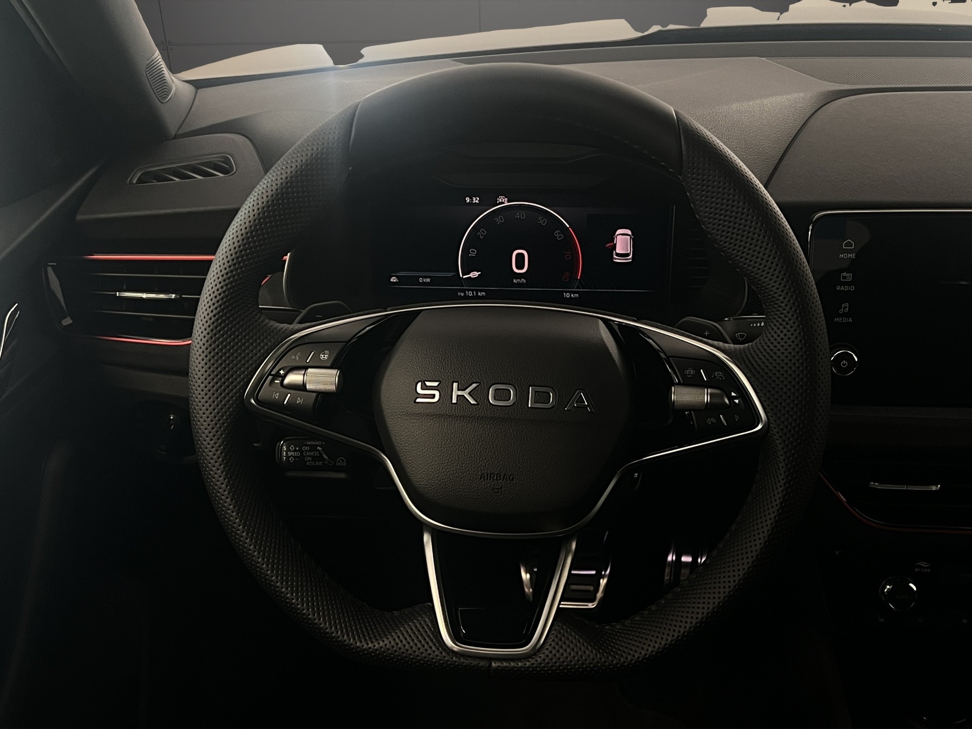 SKODA Kamiq 1.0 TSI Dynamic DSG-image-6