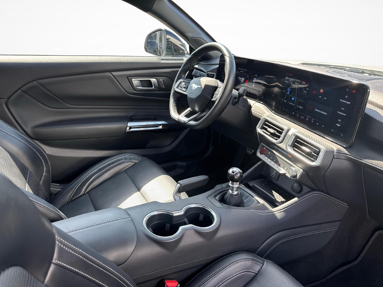 FORD Mustang Coupé 5.0 V8 GT-image-9