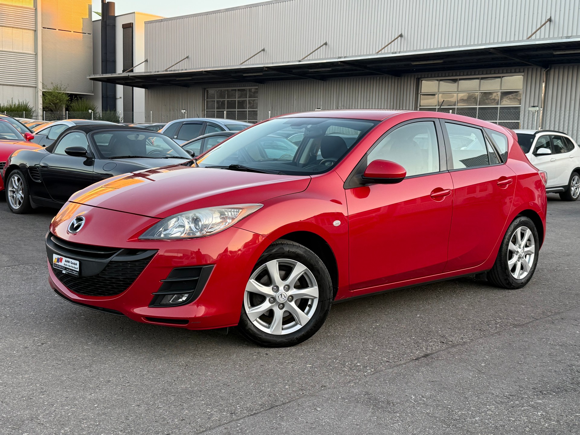 MAZDA MAZDA 3 1.6 16V Exclusive / Frisch ab MFK / 8-fach bereift / Servicegepflegt / Tempomat / 2 Zonen Klimaautomatik-image-0