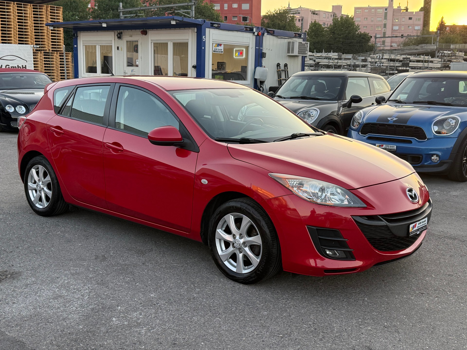 MAZDA MAZDA 3 1.6 16V Exclusive / Frisch ab MFK / 8-fach bereift / Servicegepflegt / Tempomat / 2 Zonen Klimaautomatik-image-2