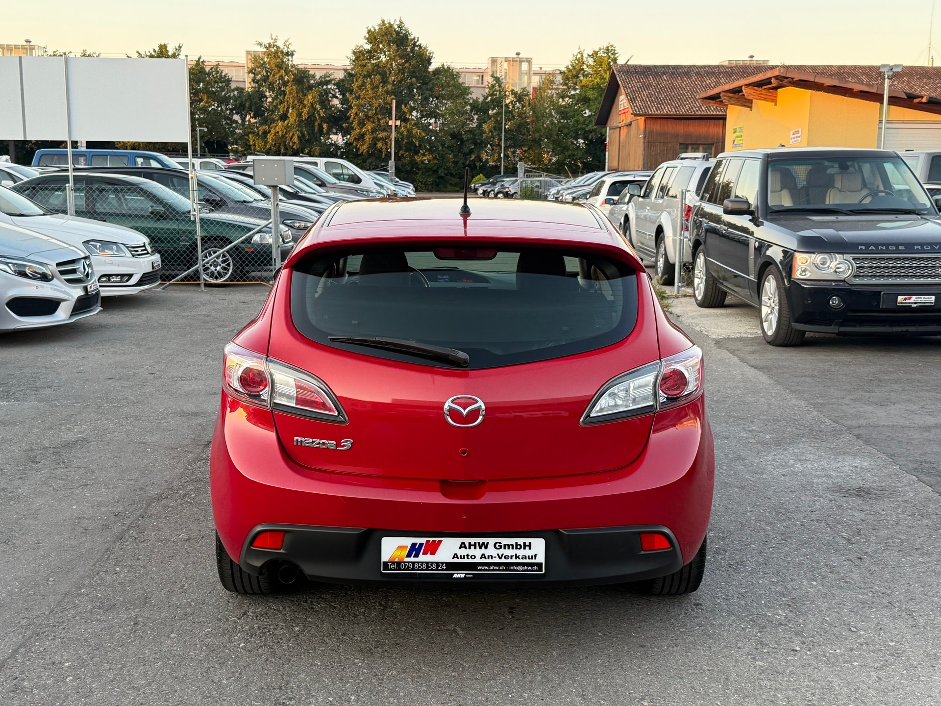 MAZDA MAZDA 3 1.6 16V Exclusive / Frisch ab MFK / 8-fach bereift / Servicegepflegt / Tempomat / 2 Zonen Klimaautomatik-image-4