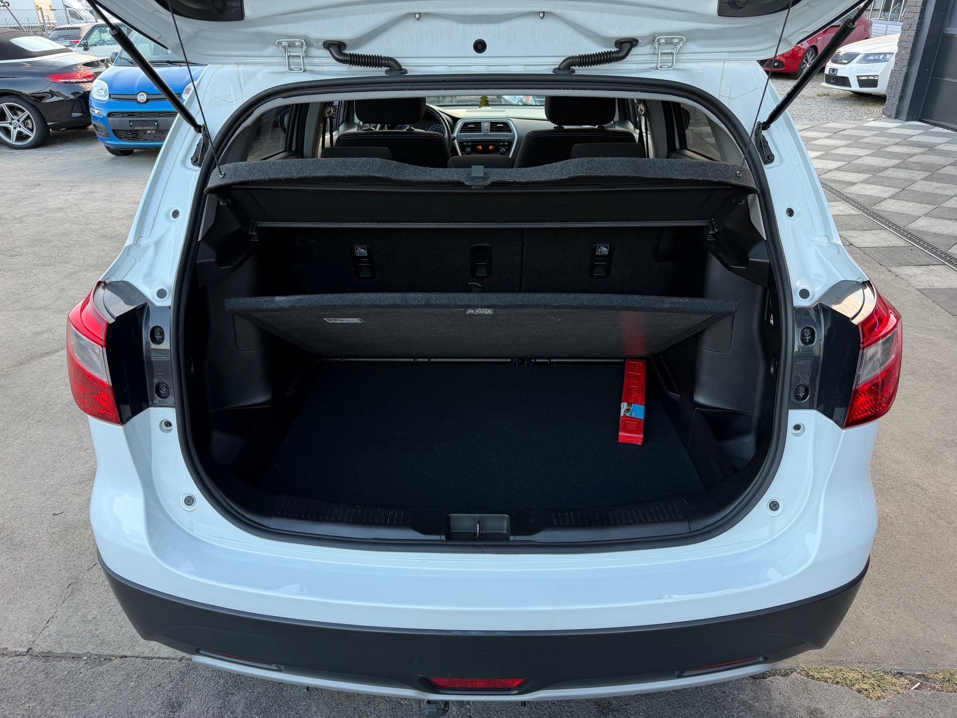 SUZUKI SX4 S-CROSS 4WD-image-9