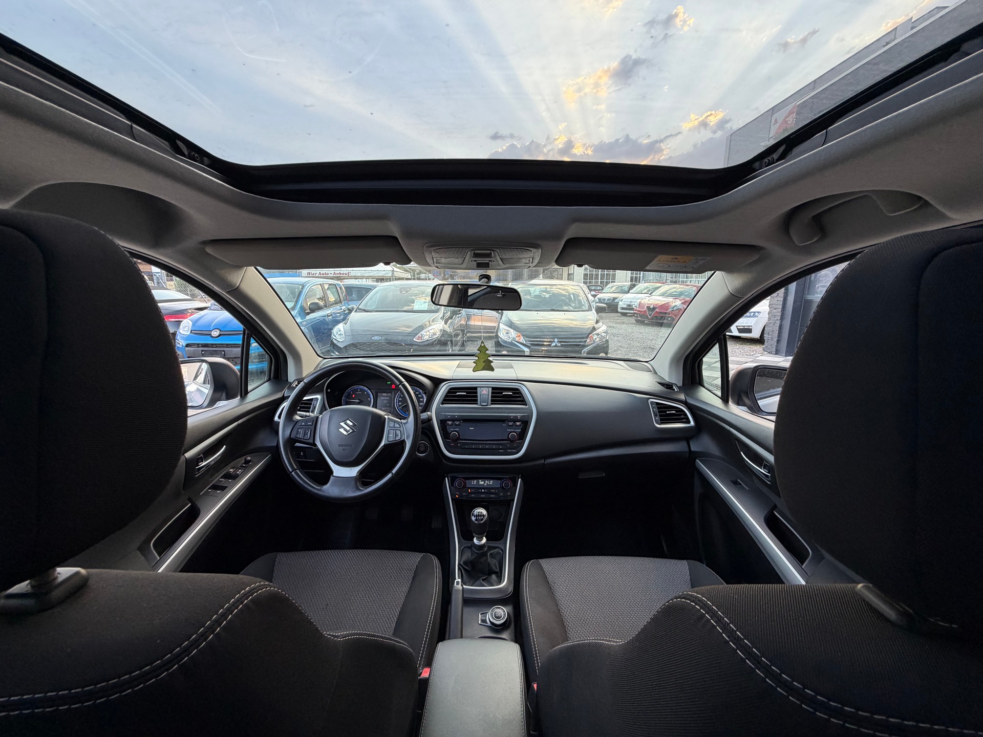 SUZUKI SX4 S-CROSS 4WD-image-21